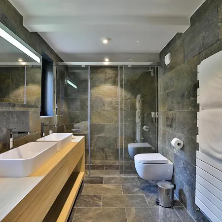 Black Stone شامونكس