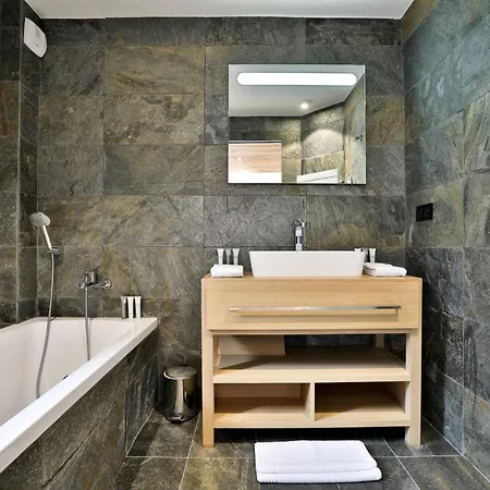 Chalet Black Stone
